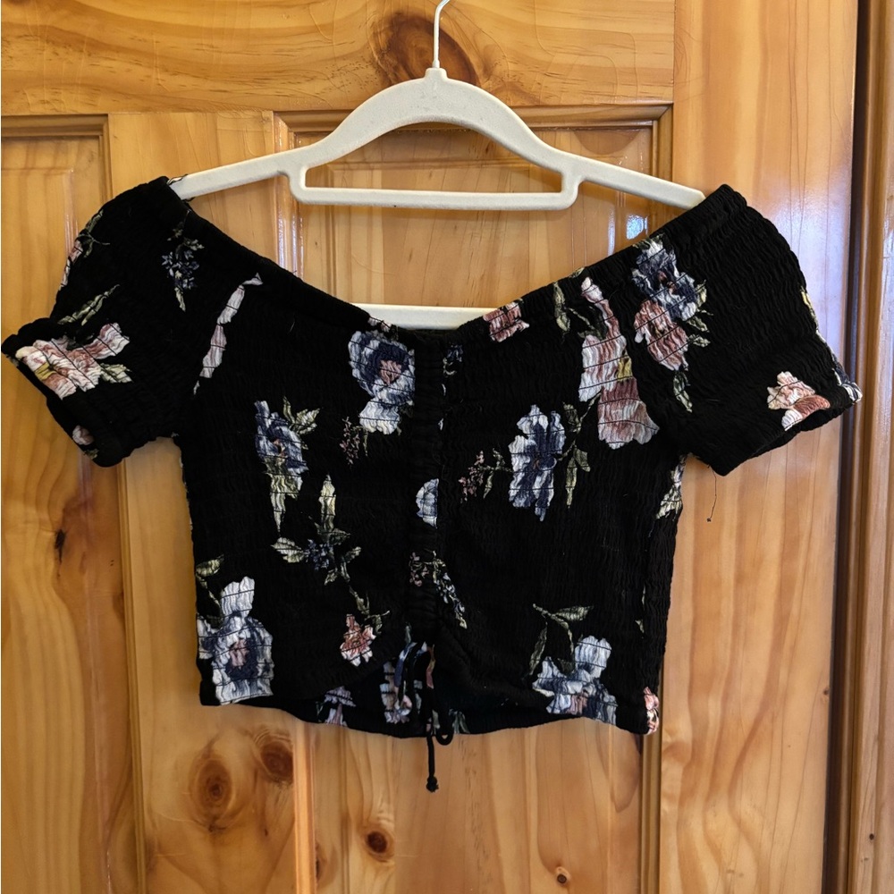 Kendall & Kylie Floral Black Off-Shoulder Top